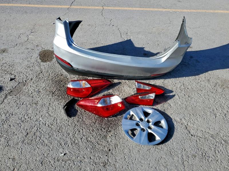 Фото 12 - KIA FORTE