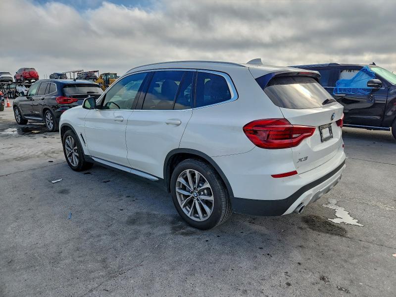 Фото 2 - BMW X3