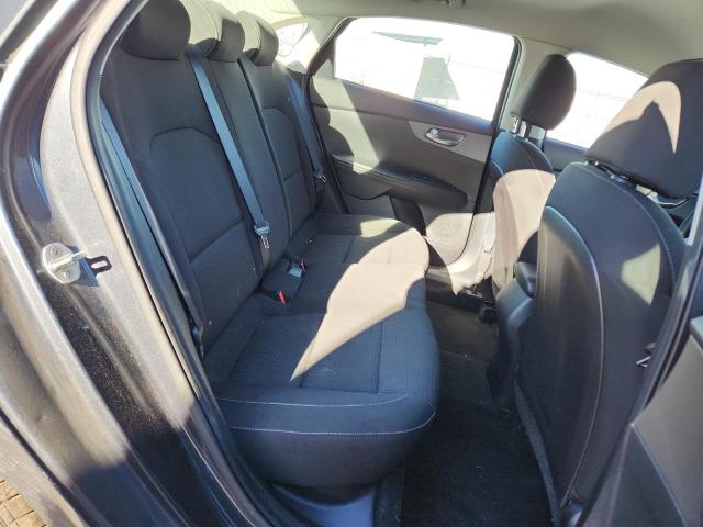 Фото 10 - KIA FORTE