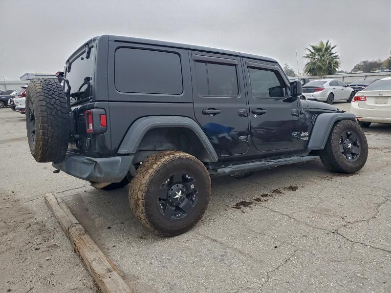 Фото 3 - JEEP WRANGLER