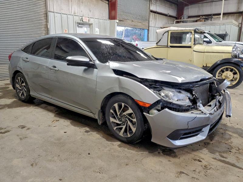 Фото 4 - HONDA CIVIC