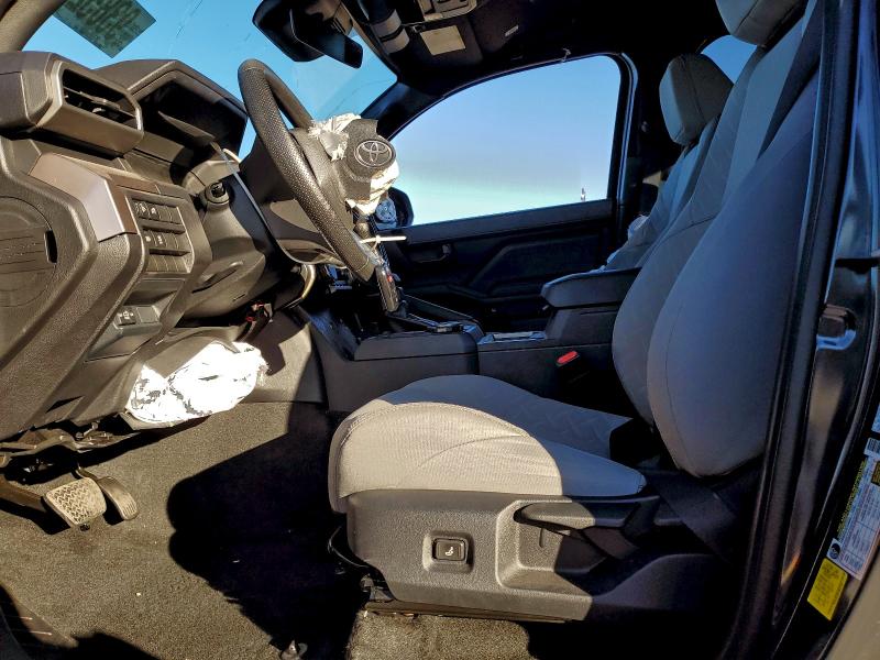 Фото 7 - TOYOTA TACOMA