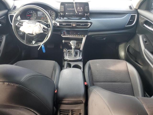 Фото 8 - KIA SELTOS