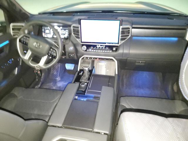 Фото 8 - TOYOTA SEQUOIA