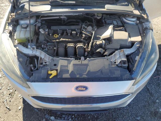 Фото 11 - FORD FOCUS