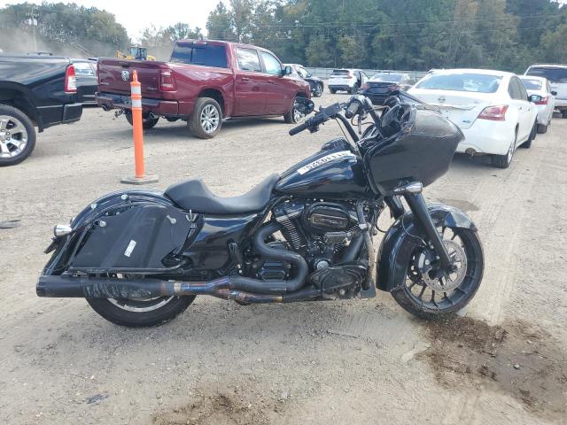HARLEY-DAVIDSON FL 2018