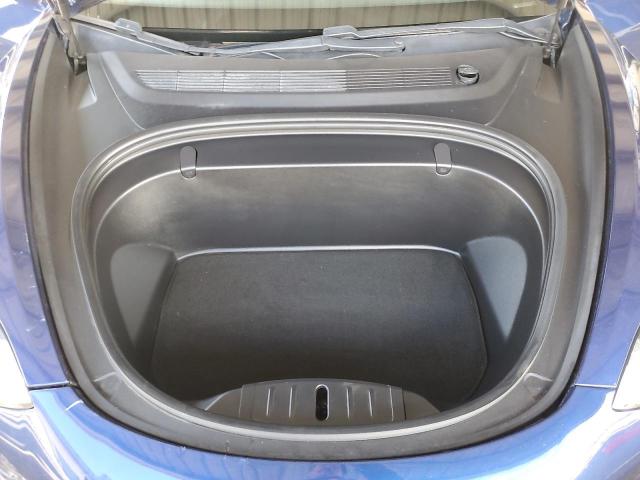 Фото 11 - TESLA MODEL 3