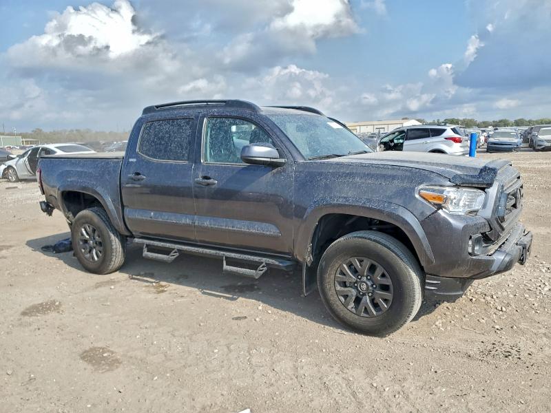 Фото 4 - TOYOTA TACOMA