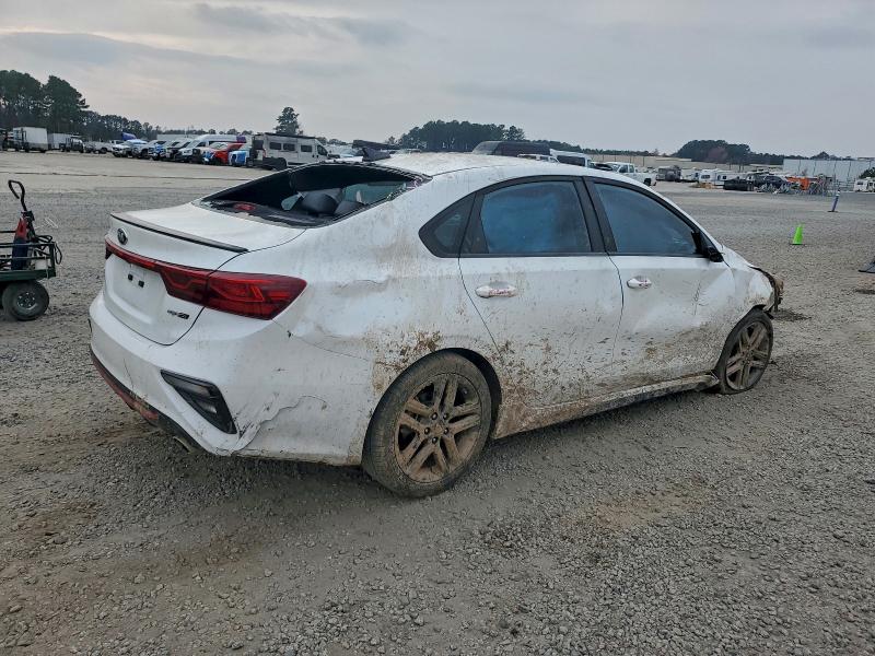 Фото 3 - KIA FORTE