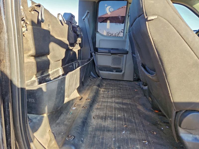 Фото 10 - FORD F-150