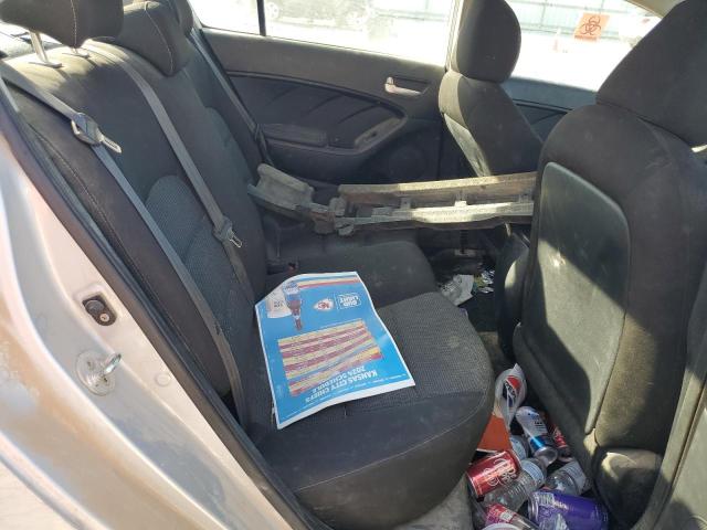 Фото 10 - KIA FORTE