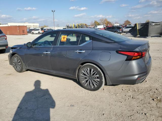 Фото 2 - NISSAN ALTIMA