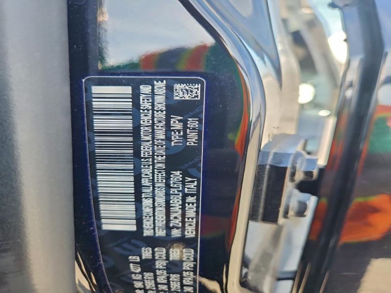 Фото 14 - JEEP RENEGADE