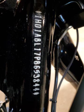 HARLEY-DAVIDSON FLHXST 2023