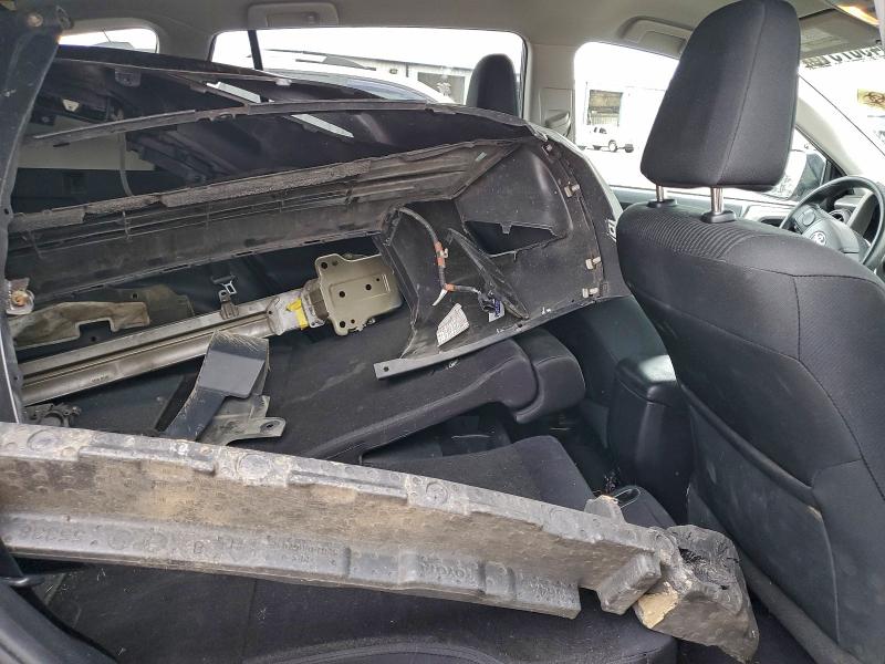 Фото 11 - TOYOTA RAV4