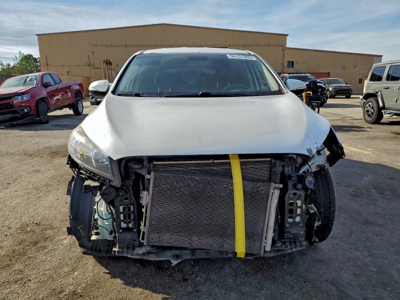 Фото 5 - KIA SORENTO