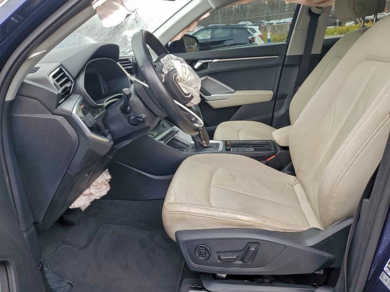 Фото 7 - AUDI Q3