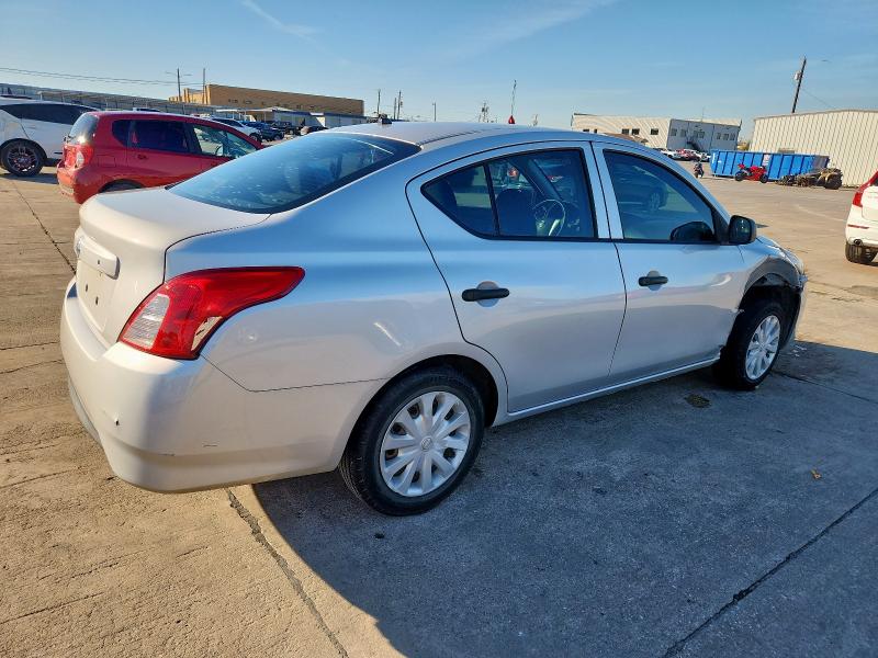 Фото 3 - NISSAN VERSA