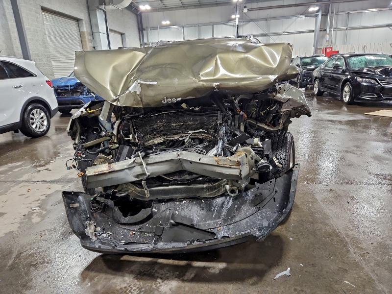 Фото 5 - JEEP COMPASS