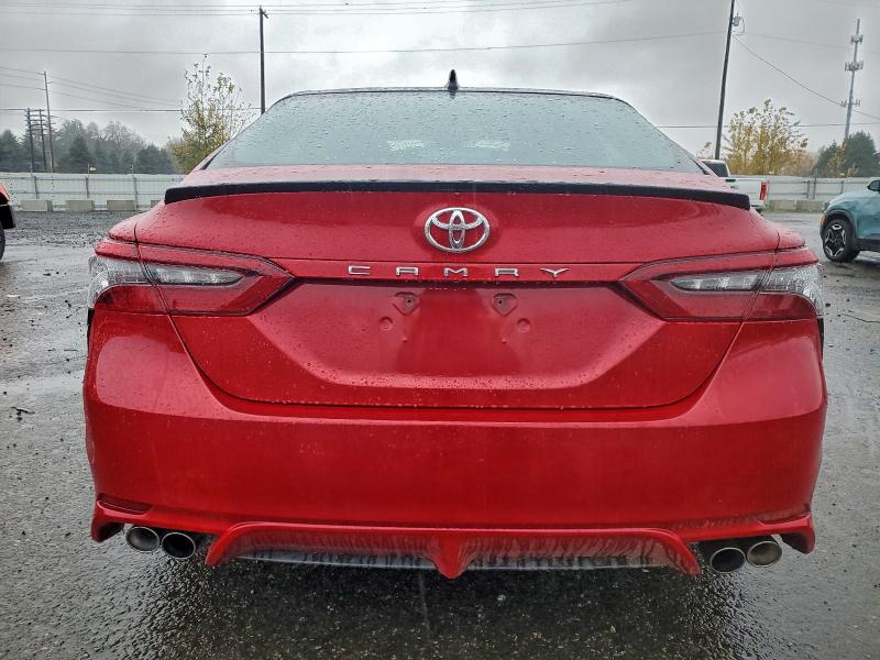 Фото 6 - TOYOTA CAMRY