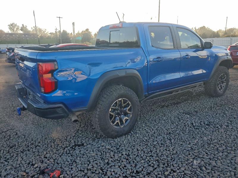 Фото 3 - CHEVROLET COLORADO