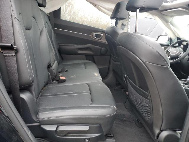 Фото 11 - KIA SORENTO