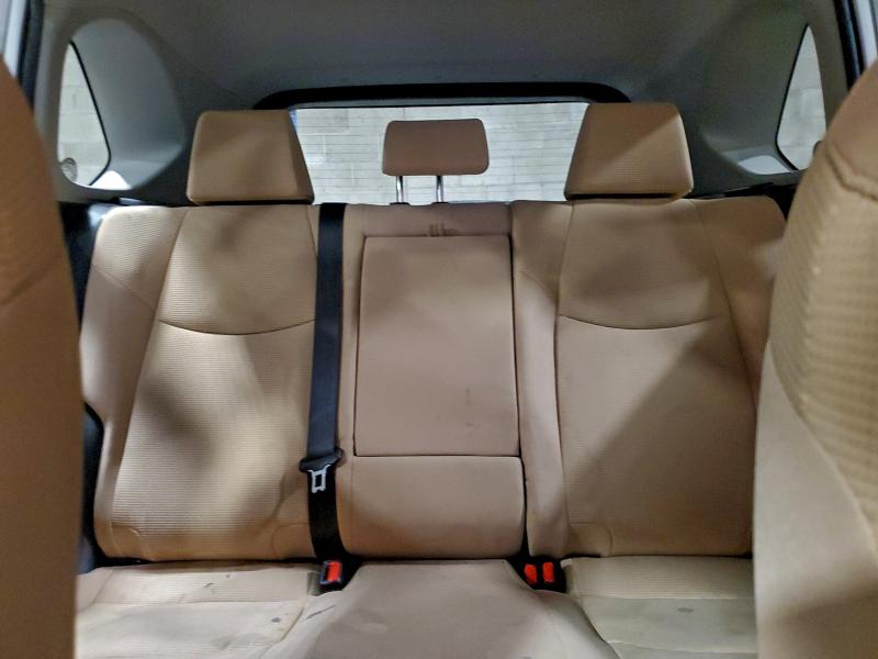 Фото 10 - TOYOTA RAV4