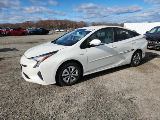 Фото 1 - TOYOTA PRIUS