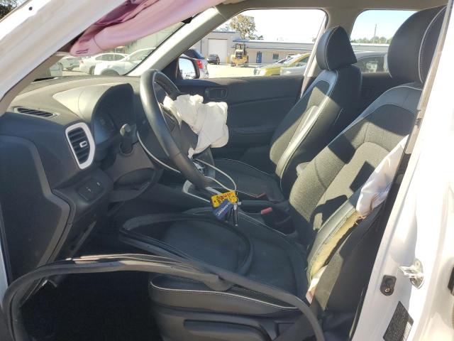 Фото 7 - HYUNDAI VENUE