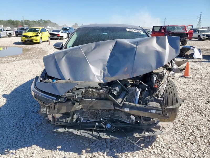 Фото 5 - HYUNDAI ELANTRA