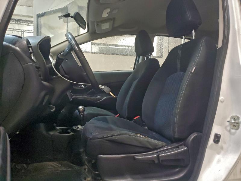 Фото 7 - NISSAN VERSA