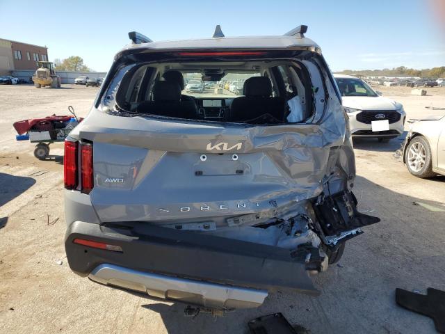 Фото 6 - KIA SORENTO