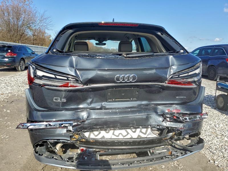 Фото 6 - AUDI Q5