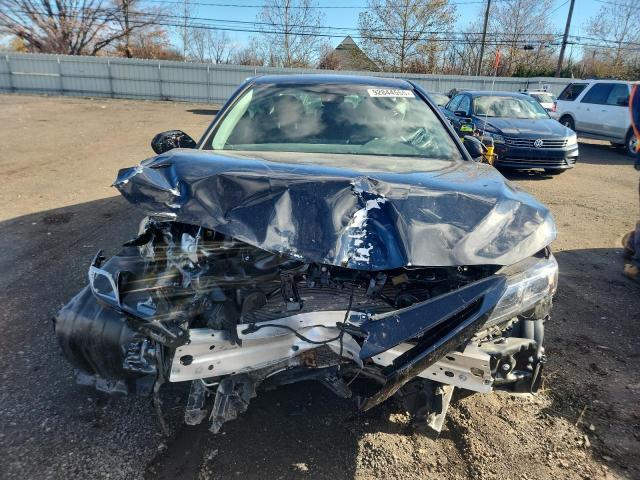 Фото 5 - TOYOTA CAMRY