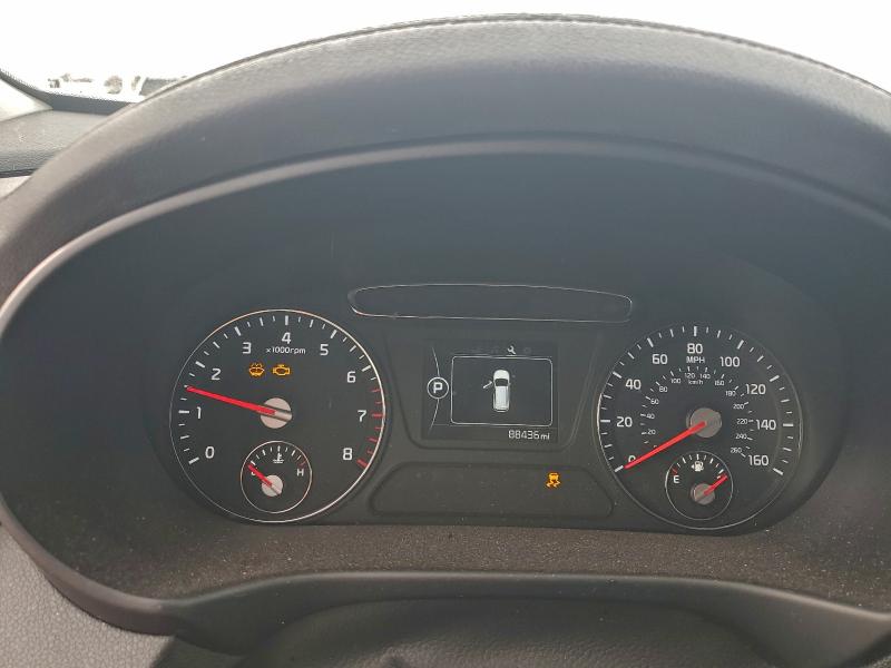 Фото 9 - KIA SORENTO