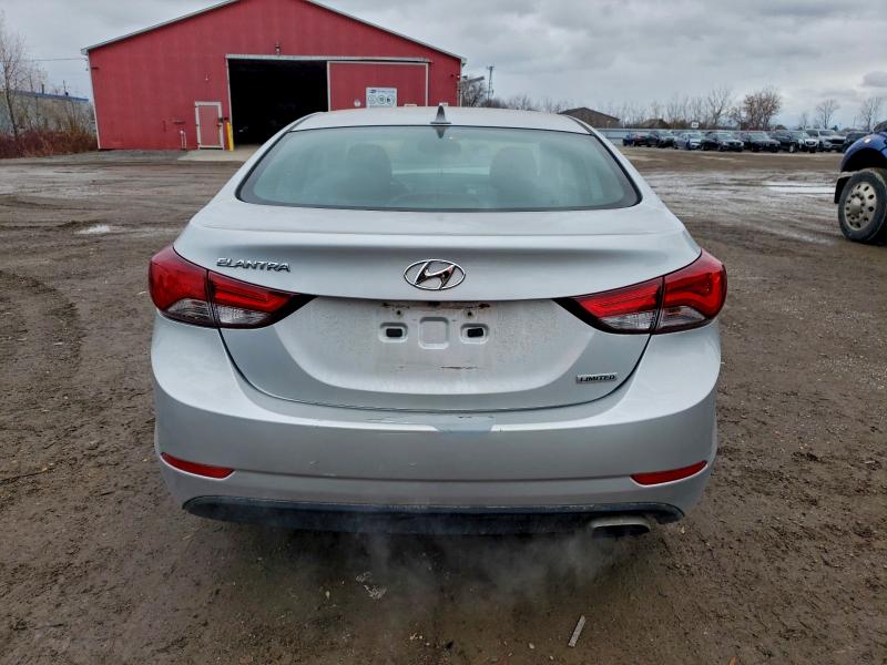 Фото 6 - HYUNDAI ELANTRA