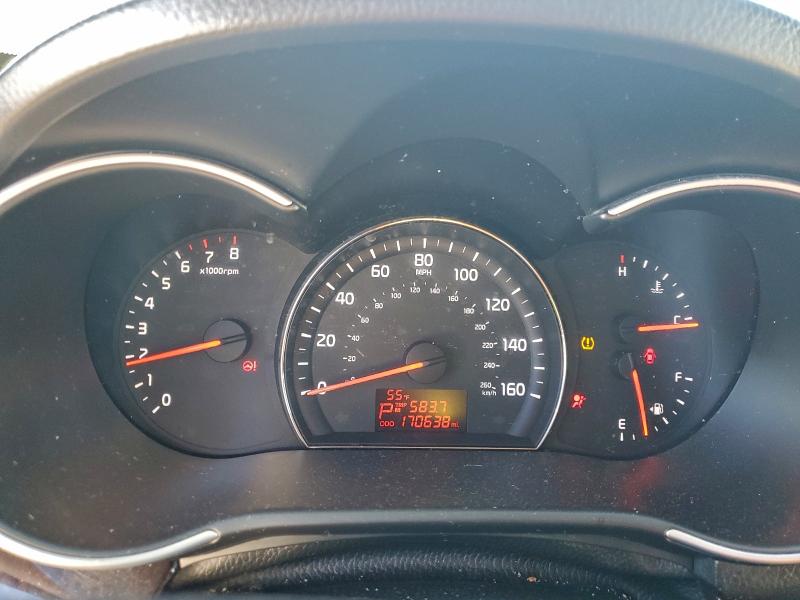 Фото 9 - KIA SORENTO