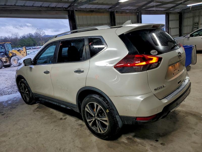 Фото 2 - NISSAN ROGUE