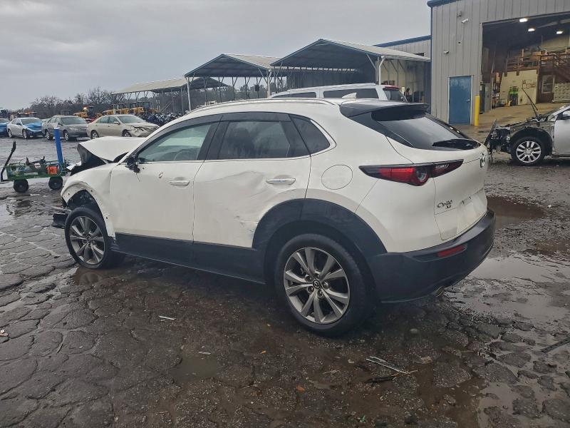 Фото 2 - MAZDA CX30