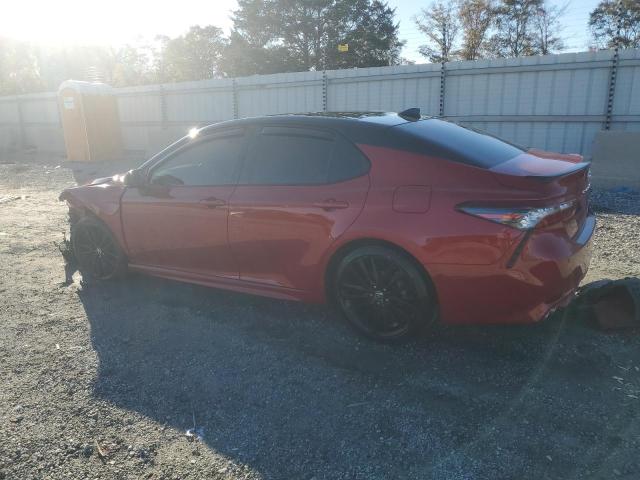 Фото 2 - TOYOTA CAMRY