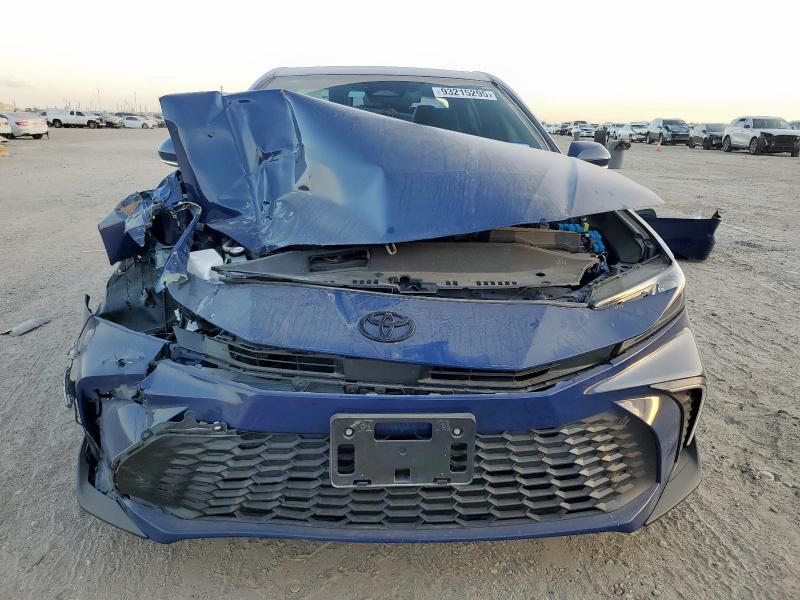 Фото 5 - TOYOTA CAMRY