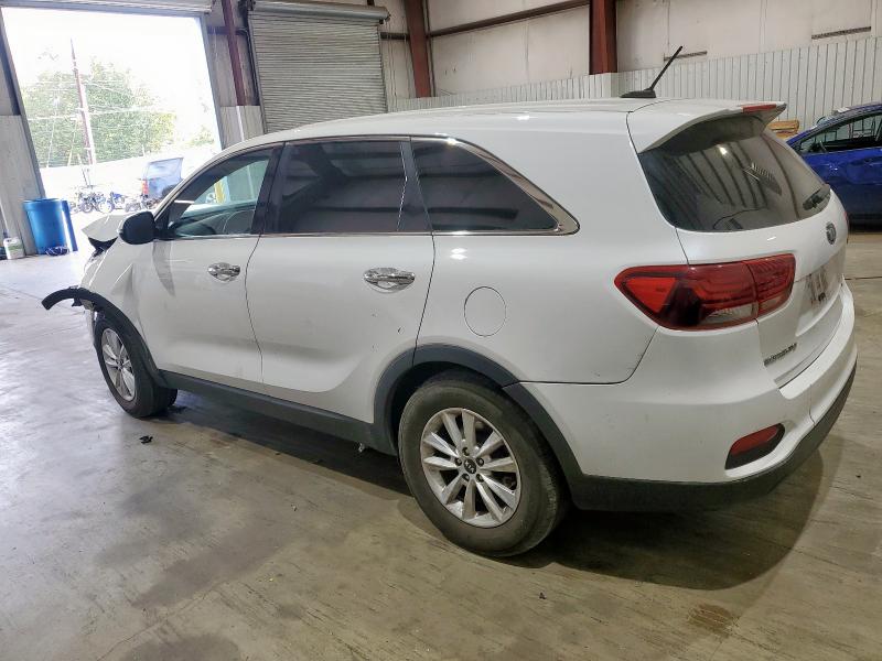 Фото 2 - KIA SORENTO