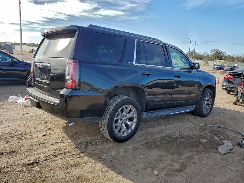 Фото 3 - GMC YUKON
