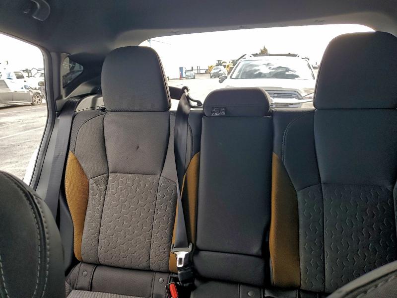 Фото 10 - SUBARU CROSSTREK