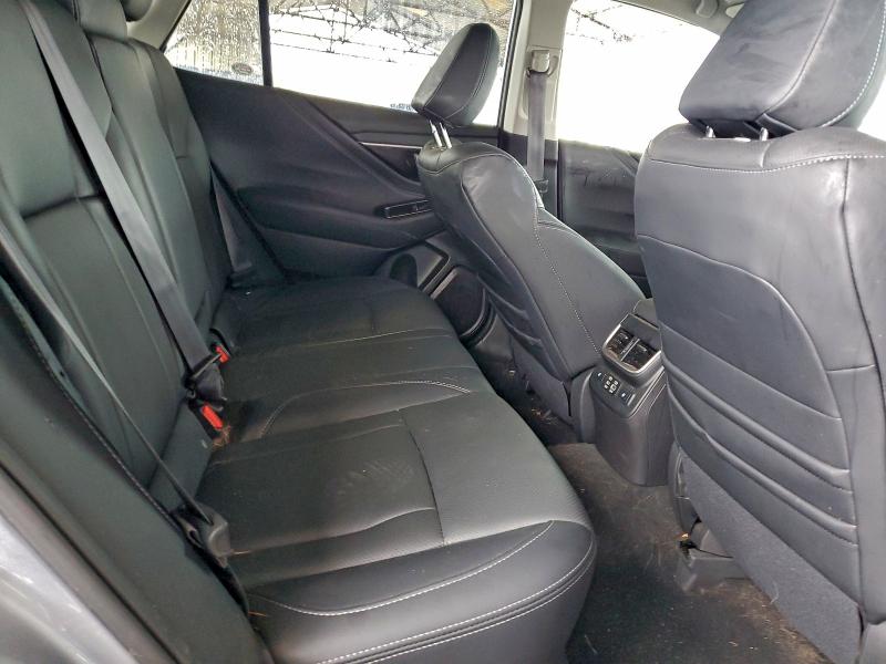 Фото 10 - SUBARU OUTBACK