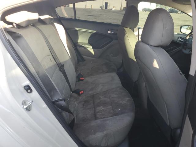 Фото 10 - KIA FORTE