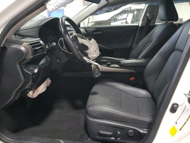 Фото 7 - LEXUS IS