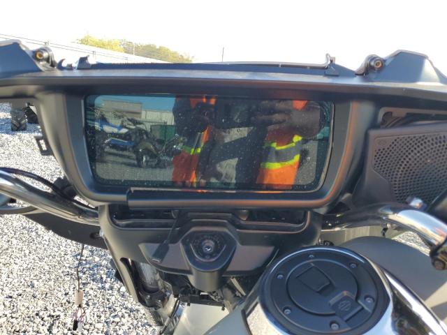 HARLEY-DAVIDSON FL 2024