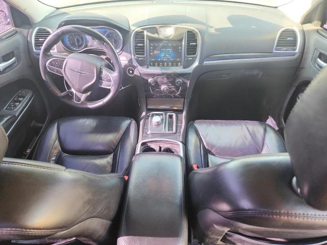 Фото 8 - CHRYSLER 300