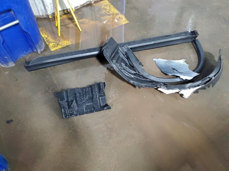 Фото 12 - MITSUBISHI OUTLANDER